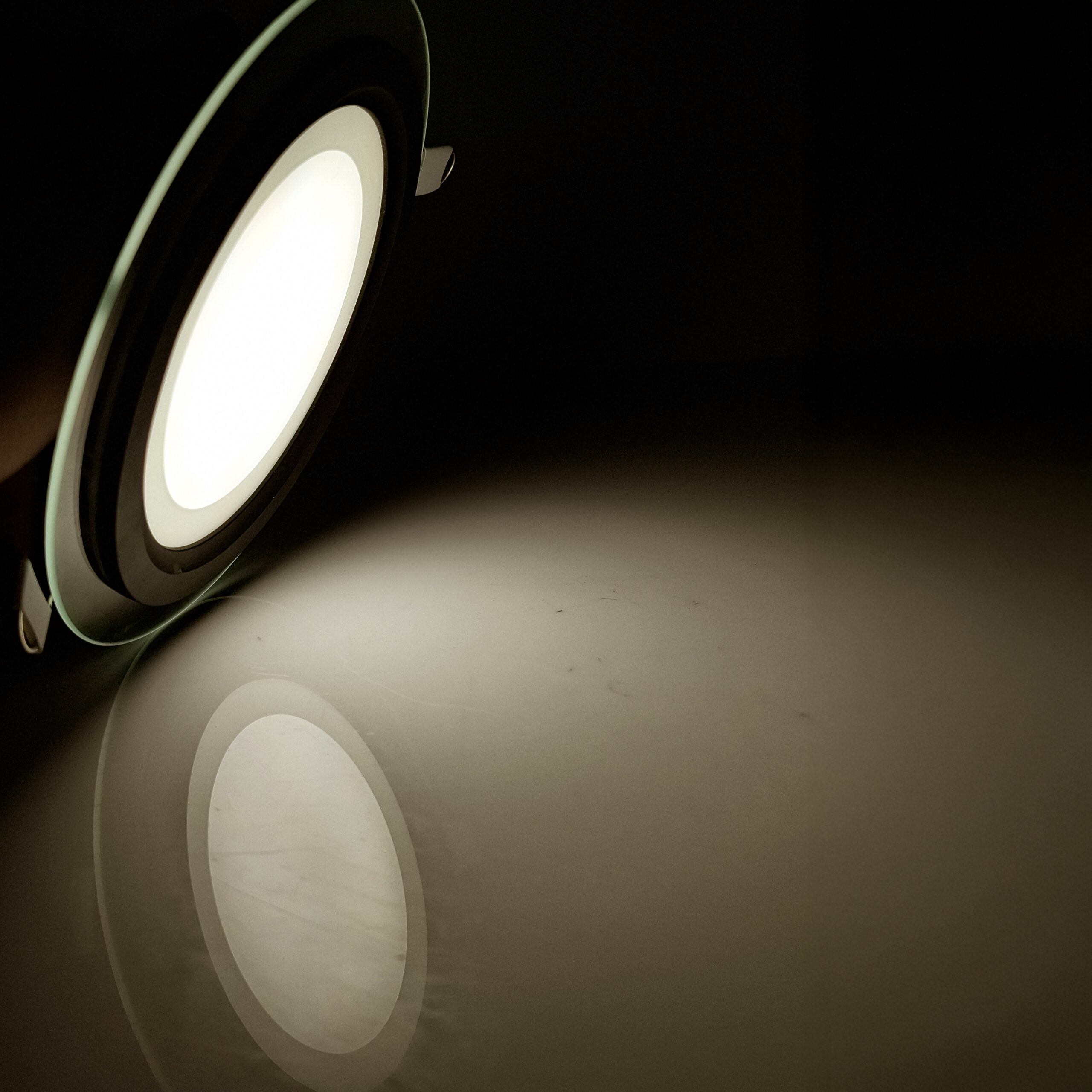 ANEL LED 12W BORDE VIDRIO REDONDO INCRUSTAR NEGRO LUZ TRICOLOR