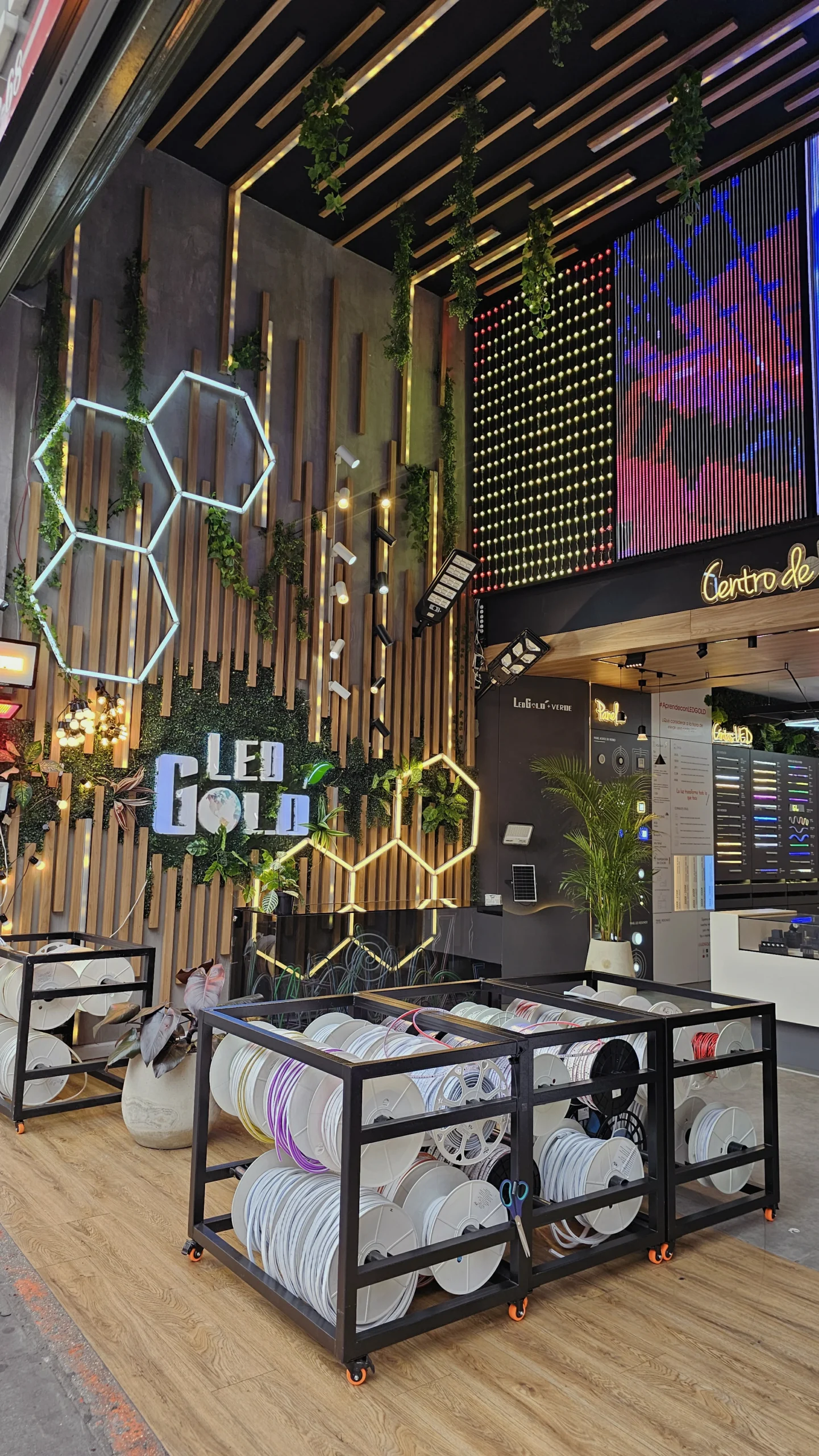 Mundo Iluminaciones LED GOLD