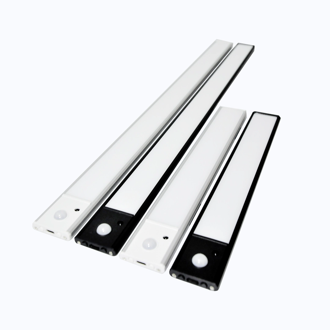 LÁMPARA ULTRA SLIM RECARGABLE CON SENSOR