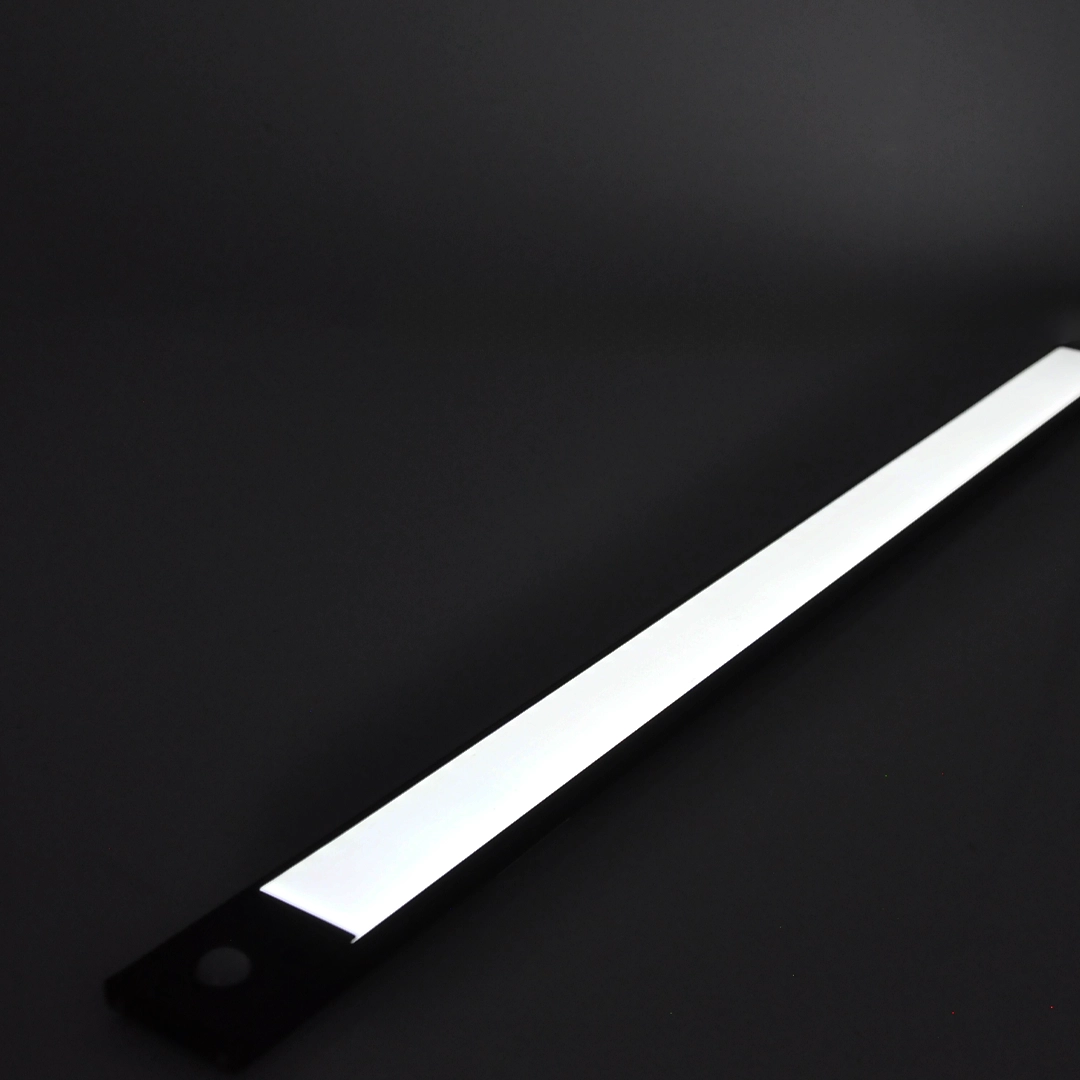 LÁMPARA ULTRA SLIM RECARGABLE CON SENSOR