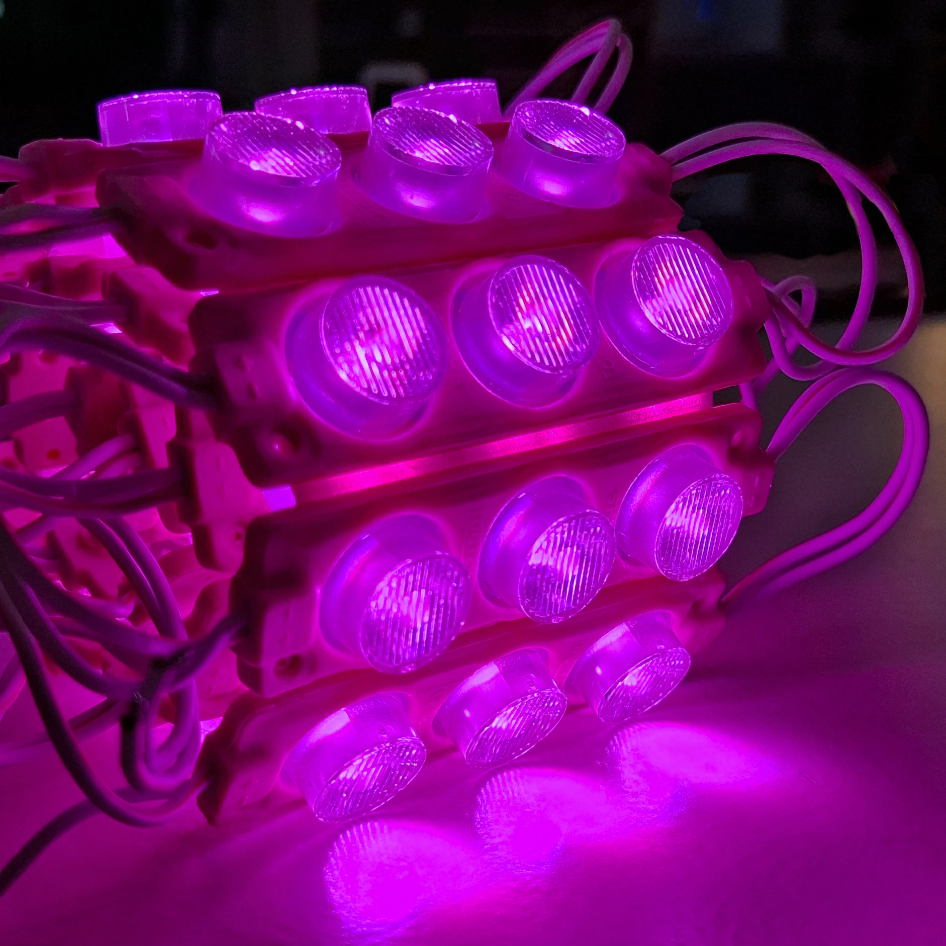 MODULO LUPA RELIEVE 12V 3030 REF 7520 3W LUZ ROSADA